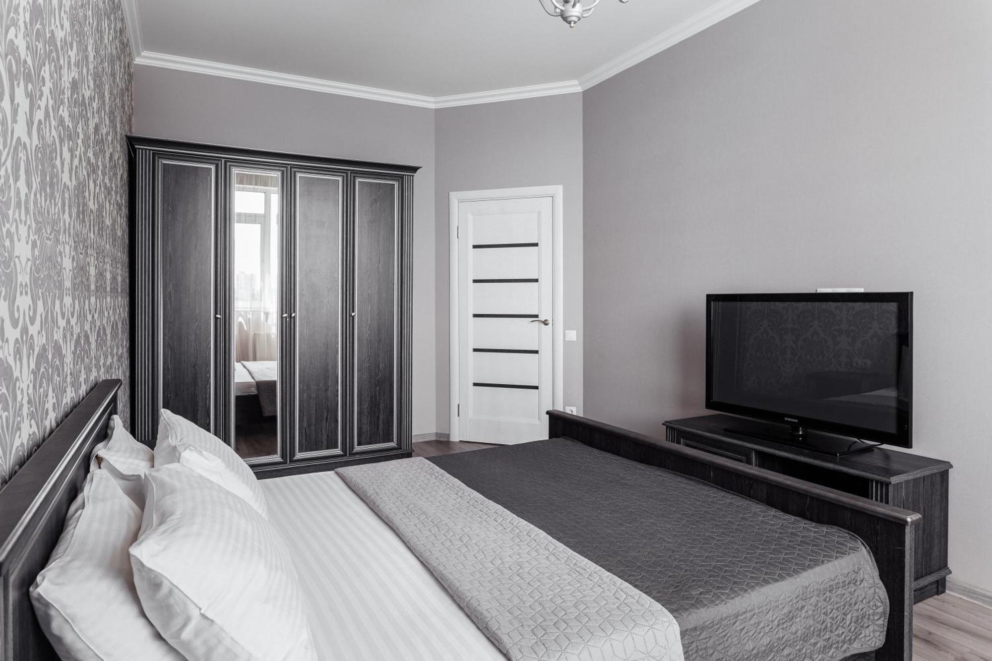 Plaza Arcadia Apartments Odessa Zimmer foto